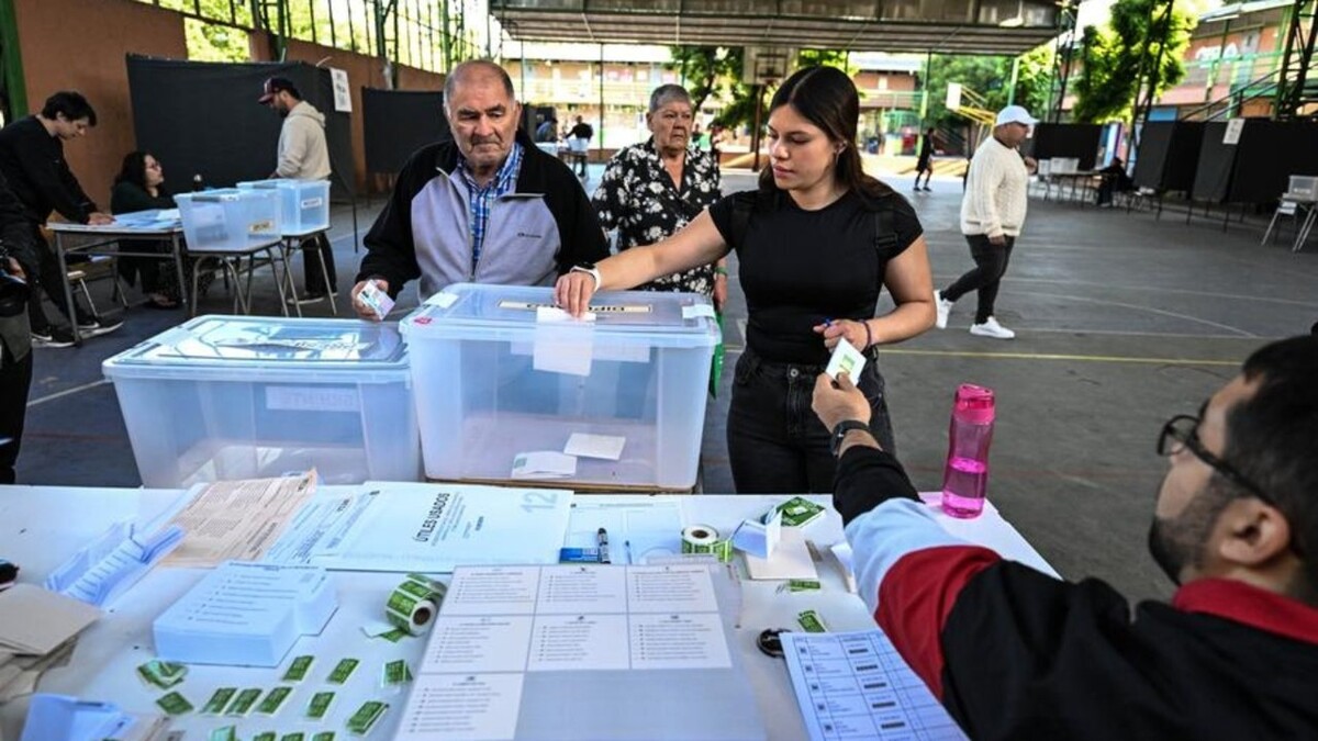 Chile's Presidential Election First Round: Favorite and Runoff Intrigues